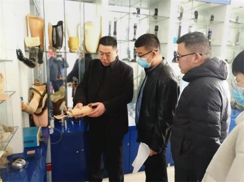 辅助器具1.jpg